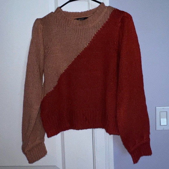 Two tone sweater - Picture 3 of 3